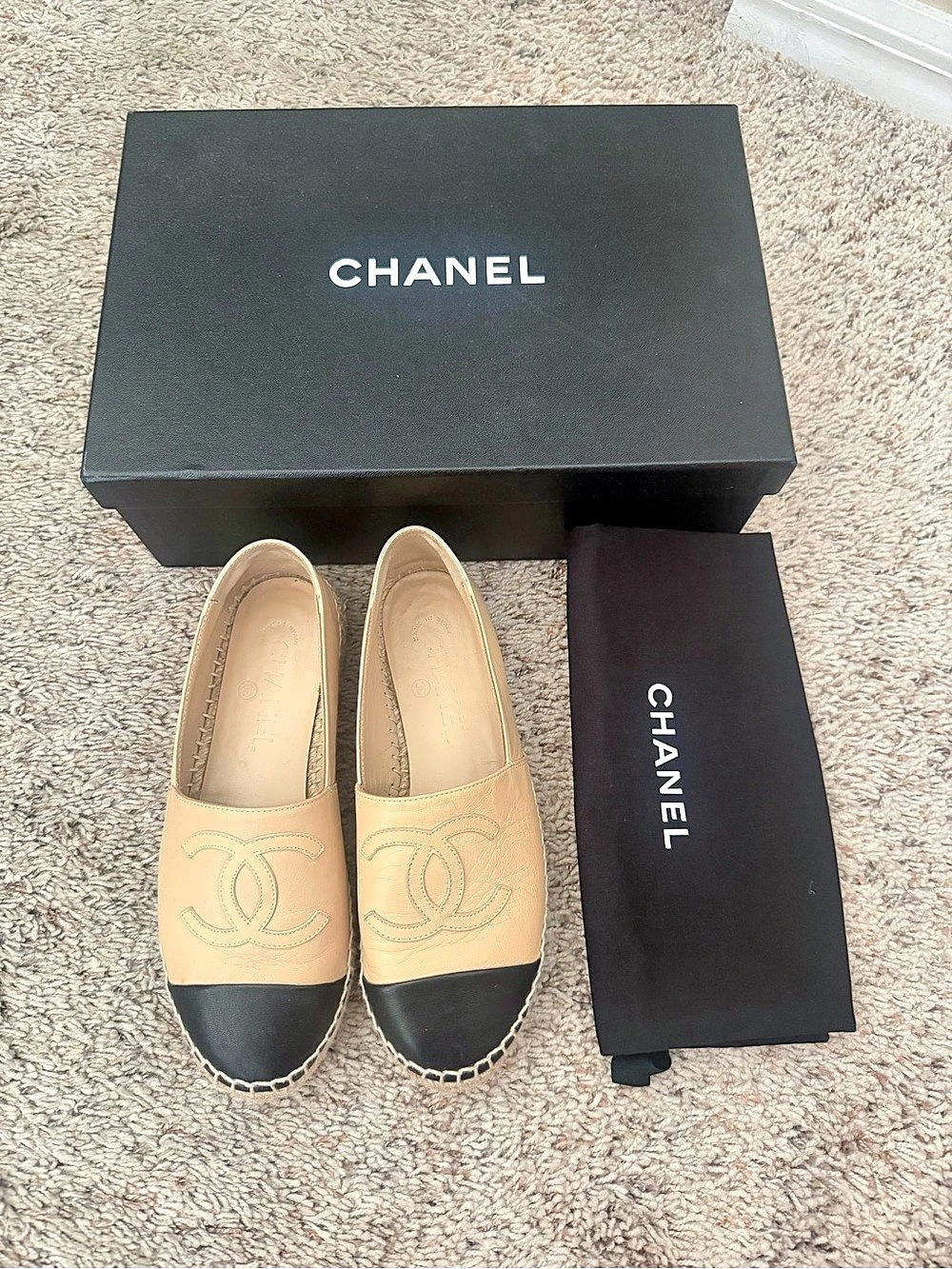 Chanel CC Logo Leather Cap-Toe Espadrilles Beige & Black